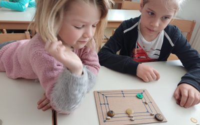 Marec- mesec, ko je v 2.b začelo vse cveteti